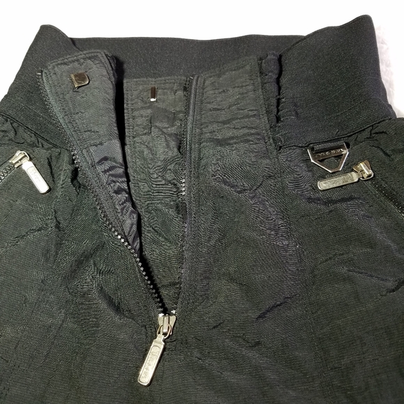 Vintage Tyrolia High Waisted Skiwear Skiboarding Stirrup Black Pants - Picture 3 of 11